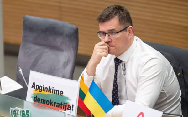 Opozicija spaudžia: ketvirtadienį Seimas gali pradėti nepasitikėjimo Oleku procedūrą