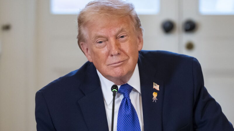 Trečias kartas nemeluoja? Trumpas sako vėl nepriekaištingai išlaikęs kognityvinį testą