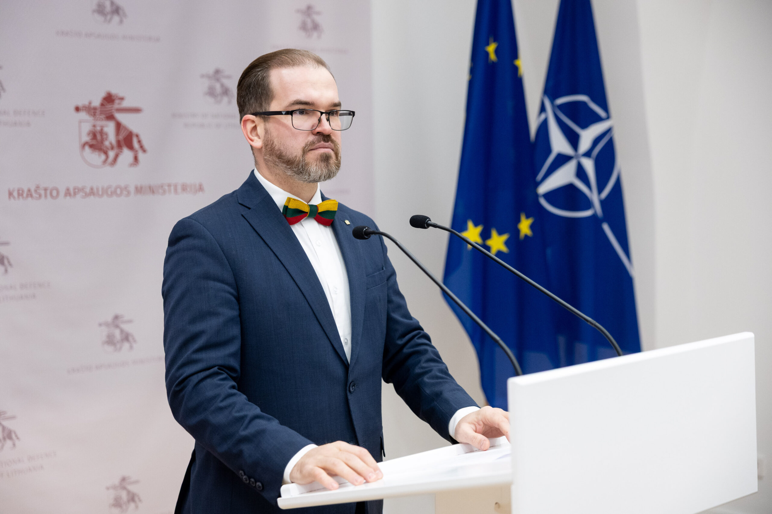 Staigus posūkis Krašto apsaugoje: stabdomas minų įsigijimo sandoris