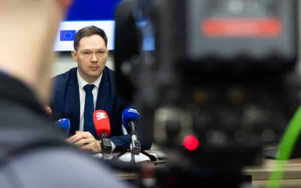 Vaitiekūnas: Rusijos siūlymas dėl naftos ir dujų Europai neturi keisti sankcijų politikos