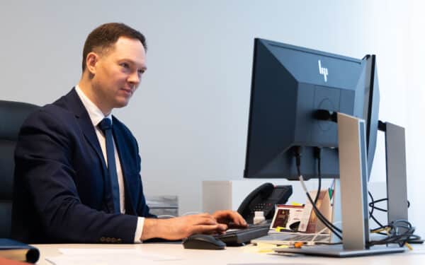 Vyriausybė siekia švelninti krizę: kuro rezervas bus naudojamas maksimaliai ilgai