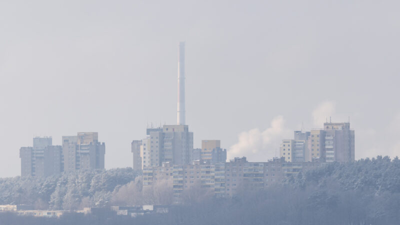 Vilnius ruošiasi neišvengiamam: miestas pradeda kovą su smogu