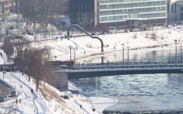 Ugniagesiai muša pavojaus varpais: žmonės raginami likti namuose