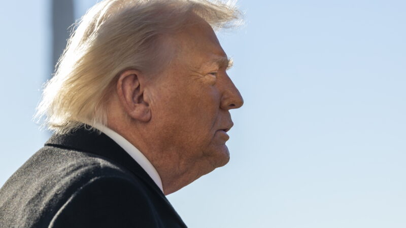 Netikėtas posūkis: Trumpas Grenlandijos idėją sieja su Jungtinės Karalystės „kvailyste“.