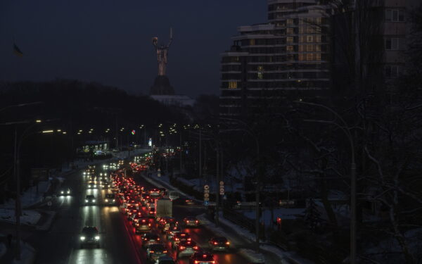 Kremlius kelia humanitarinį šantažą: siūlo elektrą mainais į Ukrainos nuolaidas