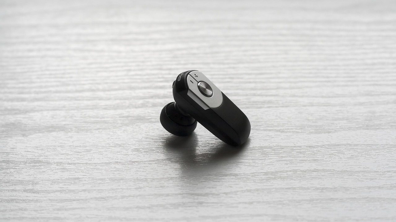 Sveria vos 4 gramus ir slopina triukšmą: pamatykite, kokią naujieną pristatė „Audio-Technica”