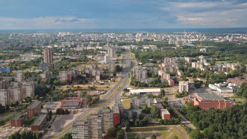 Šis Baltijos regiono miestas Lietuvius traukia kaip išprotėjusius: apklausa parodė, kas jame patraukliausia naujakuriams