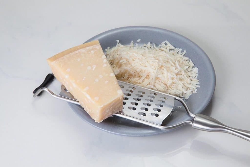 parmesan, cheese, grater, cheese grater, parmesan cheese, rasp cheese, food, cook, kitchen, preparation, parmesan, parmesan, parmesan, parmesan, parmesan, cheese, cheese, cheese, cheese, cheese, parmesan cheese, parmesan cheese, parmesan cheese