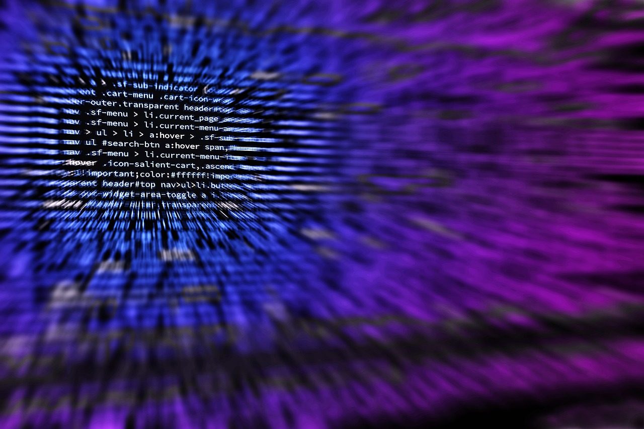 Programišius smogė vienai didžiausių piratavimo svetainių: milijonai vartotojų liko be prieigos