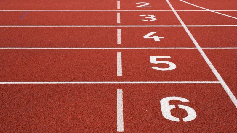 Lietuvos sporto centras imasi veiksmų: atnaujins futbolo ir lengvosios atletikos aikštes populiariame sostinės rajone
