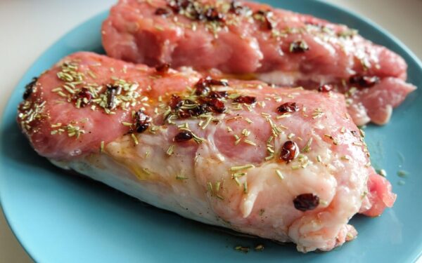 Marinatai, kurie net kiečiausią mėsą paverčia tirpstančia burnoje