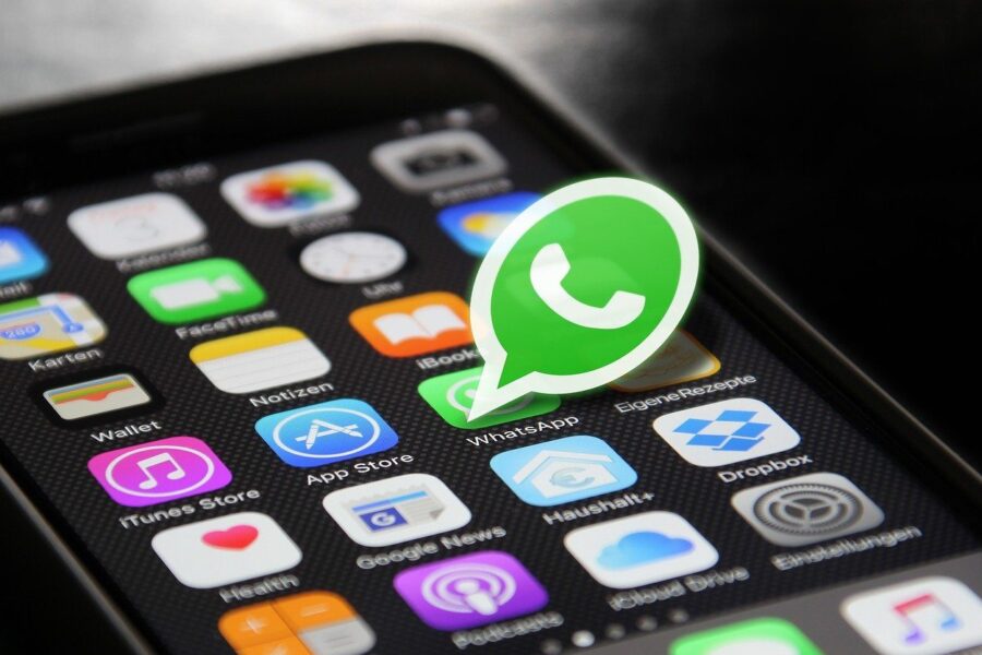 whatsapp, iphone, homescreen, ios, phone, smartphone, apps, whatsapp, whatsapp, whatsapp, whatsapp, whatsapp