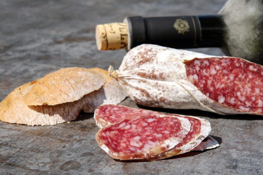salami, sausage, cut, hearty, fat, mediterranean, tasty, red meat, smoked, piquant, appetizing, food, nourishment, meal, bread time, vespers done, yummy, salami, salami, salami, salami, salami, sausage, sausage, fat, fat, red meat, food