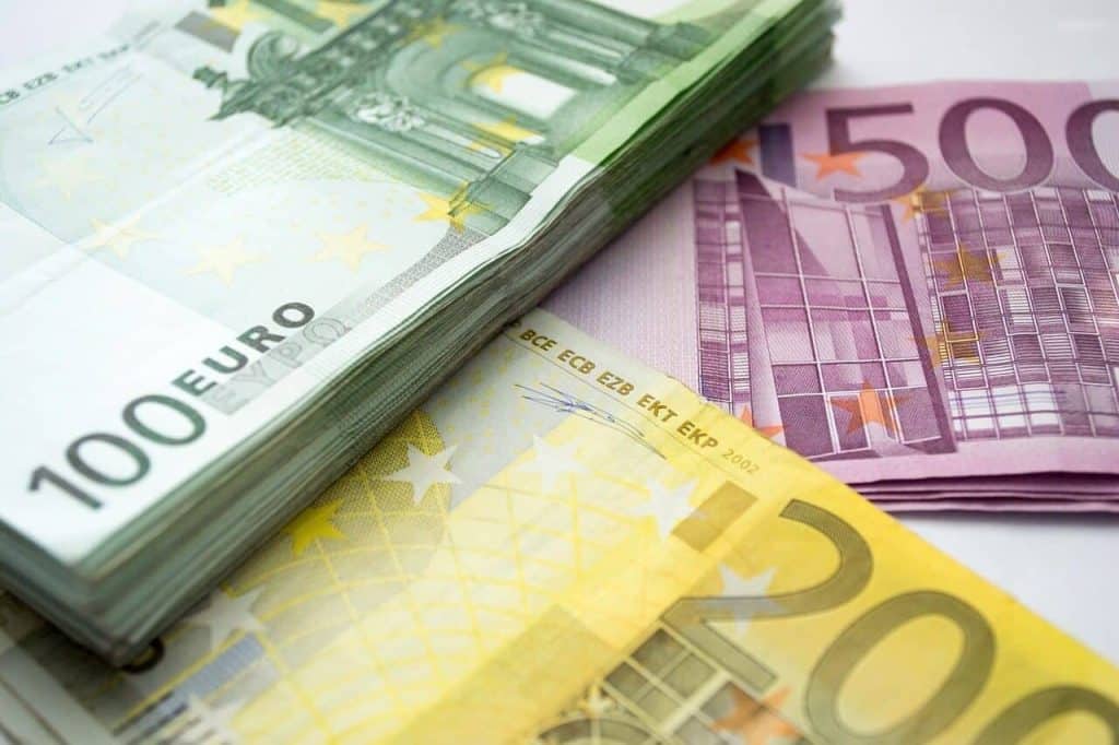 money, euro, 100 eur, 200 eur, 500 eur, package, the buck, banknotes, 500 eur, 500 eur, 500 eur, 500 eur, 500 eur