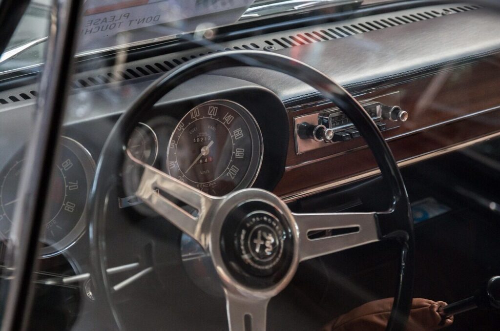 automobile, speedometer, alfa romeo, odometer, dashboard, antique car, classic, ride, transport system