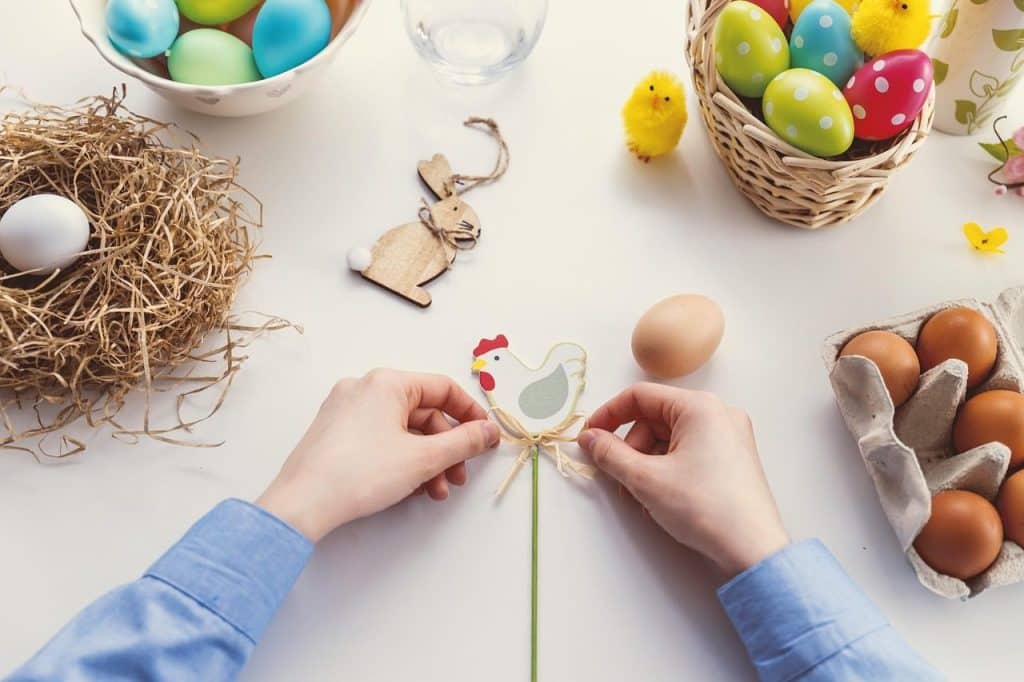 easter, nature, egg, food, easter egg, nest, celebration, hand, hands, eggs, girl, creative, holiday, design, happy, colorful, white, decorative, symbol, spring, decoration, season, eastercollection