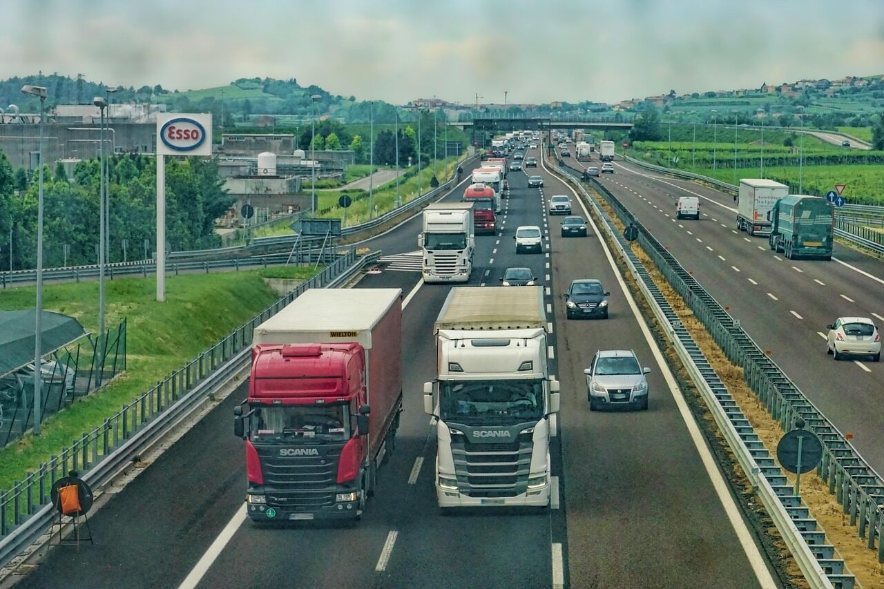 Kaip teisingai sudaryti gyvybės koridorių? Viena klaida spūstyje gali užtraukti tūkstantinę baudą