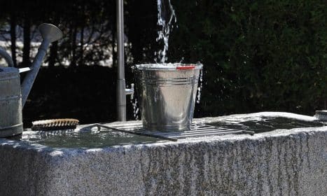 water, bucket, nature, old, old bucket, handle, isolated, used, garbage can, leaking, painter, cleaning bucket, flow, worn out bucket, fire fighting water, extinguish fire, wall paint, drops, worn, wooden bucket, toy, vessel, plastic, bucket, bucket, bucket, bucket, bucket