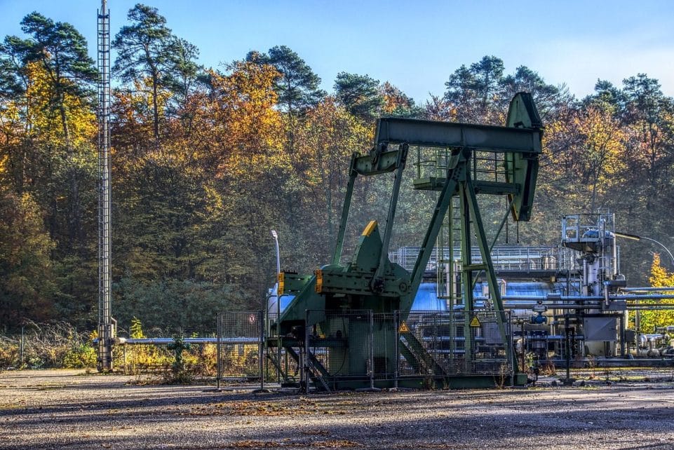 ölpferd, oil pump, support financially, crude oil, fuel, industry, oil, energy, power, equipment, technology, oilfield, environment, hdr, high dynamic range, contrast, crude oil, crude oil, crude oil, crude oil, crude oil
