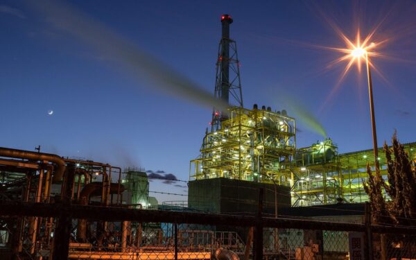 Naftos rinkoje – skubus žingsnis: Japonija pradeda naudoti strateginius rezervus