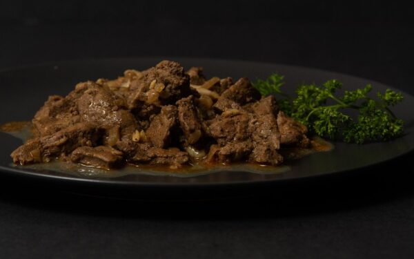 Kepenėlės bus minkštos tarsi sviestas: kodėl jas prieš kepant būtina užpilti pienu?