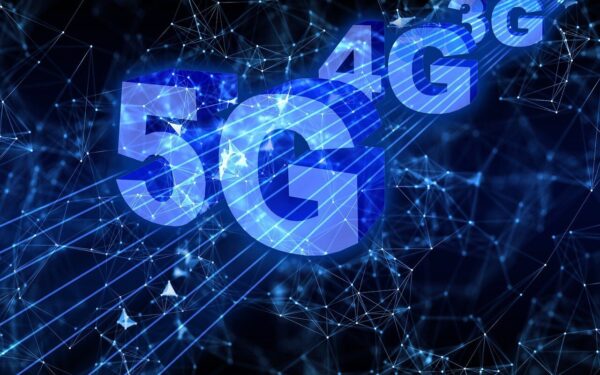 5G ir dronai pakeičia logistiką: kaip naujos technologijos mažina sąnaudas ir saugo aplinką