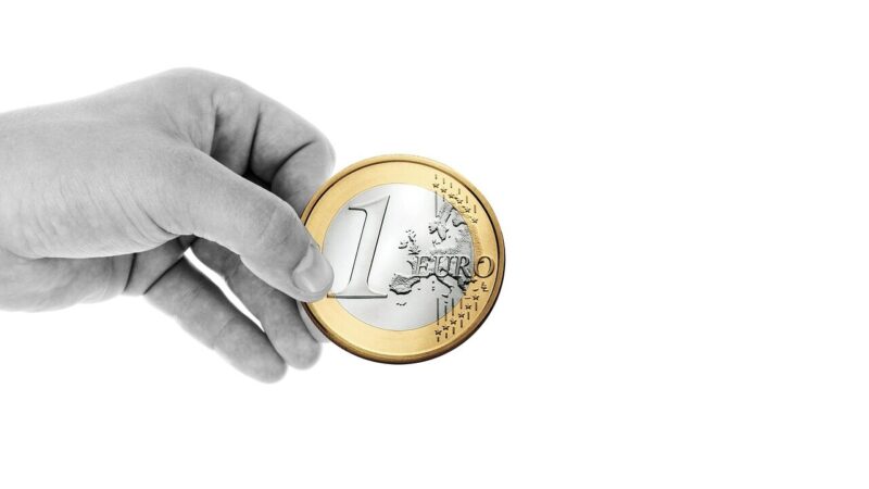 Pradedama išankstinė prekyba monetomis, įamžinančiomis Sausio 13-osios įvykius