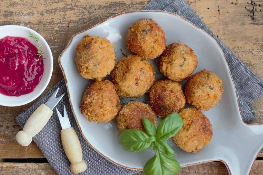 meat balls, balls, vegetables, vegetarian, jam, basil, köttbullar, swedish, sweden, cook, chutney, snack, meat balls, meat balls, meat balls, meat balls, meat balls, köttbullar