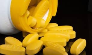 pills, supplement, medicine, treatment, dose, vitamin, pharmacy, medical, health, disease, pharmaceutical