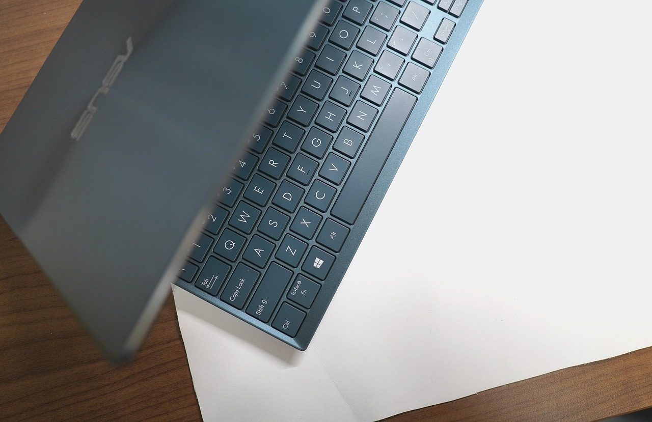 Svajojate apie pigų žaidimų kompiuterį? „ASUS” turi naujieną, kuri nustebins savo kaina