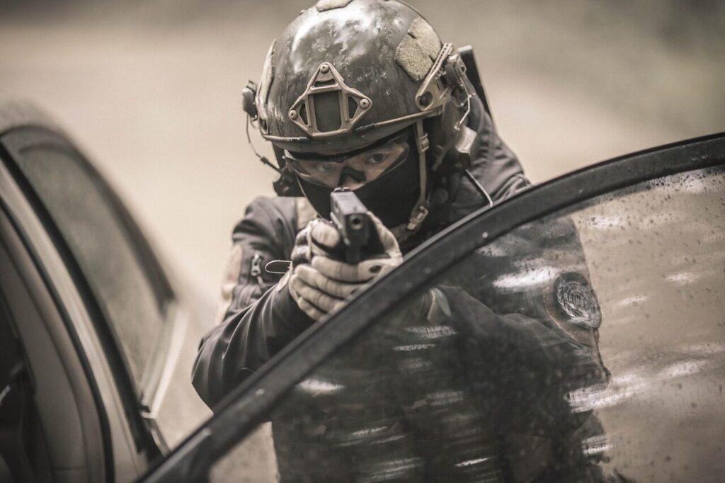 swat, police, special force, gun, soldier, military, nature, forest, airsoft, milsim