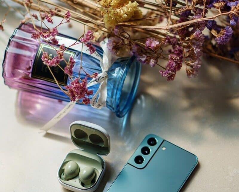 smartphone, mobile phone, samsung galaxy s22, samsung, cellphone, galaxy buds, samsung, samsung, samsung, samsung, samsung, galaxy buds, galaxy buds, galaxy buds, galaxy buds