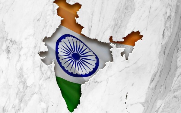 Smūgis Kremliui: Indija mažina rusiškos naftos importą, Maskva ieško išeities