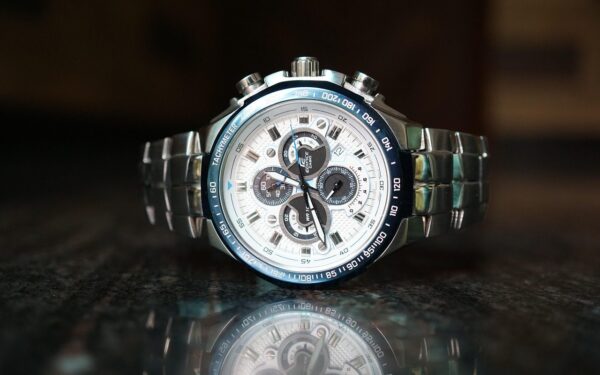 Sėkmės simbolis ant riešo: „Casio” pristatė laikrodžius, kurie padės nugalėti egzaminų baimę