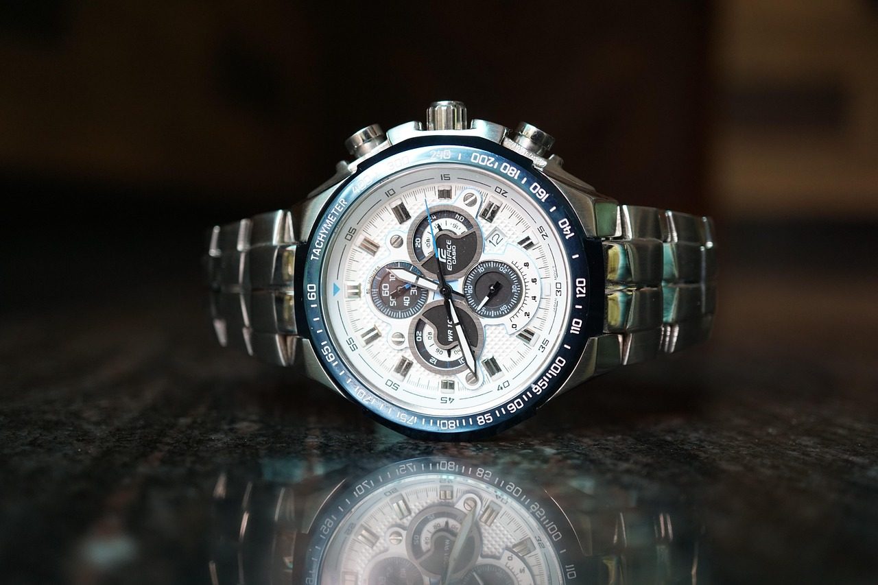 Sėkmės simbolis ant riešo: „Casio” pristatė laikrodžius, kurie padės nugalėti egzaminų baimę