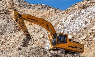 excavator, quarry, mining, marble, debris, rocks, machine, heavy equipment, open-pit mine, nature, mountain, macael