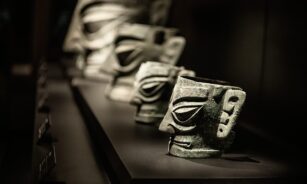 sanxingdui, ancient shu kingdom, ancient shu culture, bronze, cultural relics, avatar, sichuan, china, mask, black and white, sculpture, sanxingdui, sanxingdui, sanxingdui, sanxingdui, sanxingdui, sichuan, china