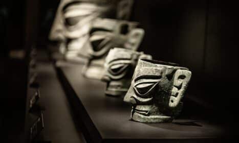 sanxingdui, ancient shu kingdom, ancient shu culture, bronze, cultural relics, avatar, sichuan, china, mask, black and white, sculpture, sanxingdui, sanxingdui, sanxingdui, sanxingdui, sanxingdui, sichuan, china