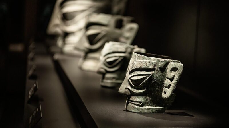 Tūkstančius metų po žeme gulėjo ginklas iš kosmoso: ką slėpė paslaptingoji Sanxingdui kultūra?