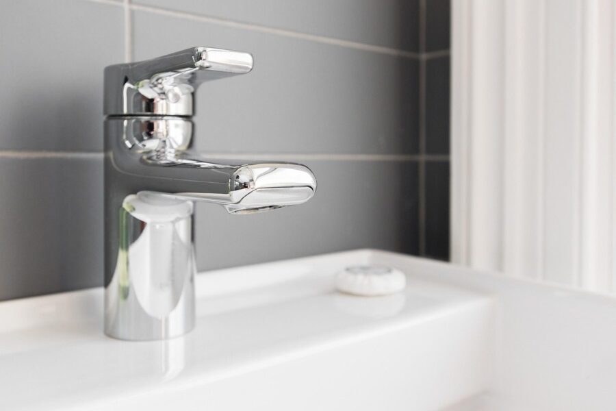 bathroom, faucet, sink, tap water, shower, bathing, water, home, nature, design, interior, hotel, interior design, clean, hygiene, modern, bathroom sink, stainless steel