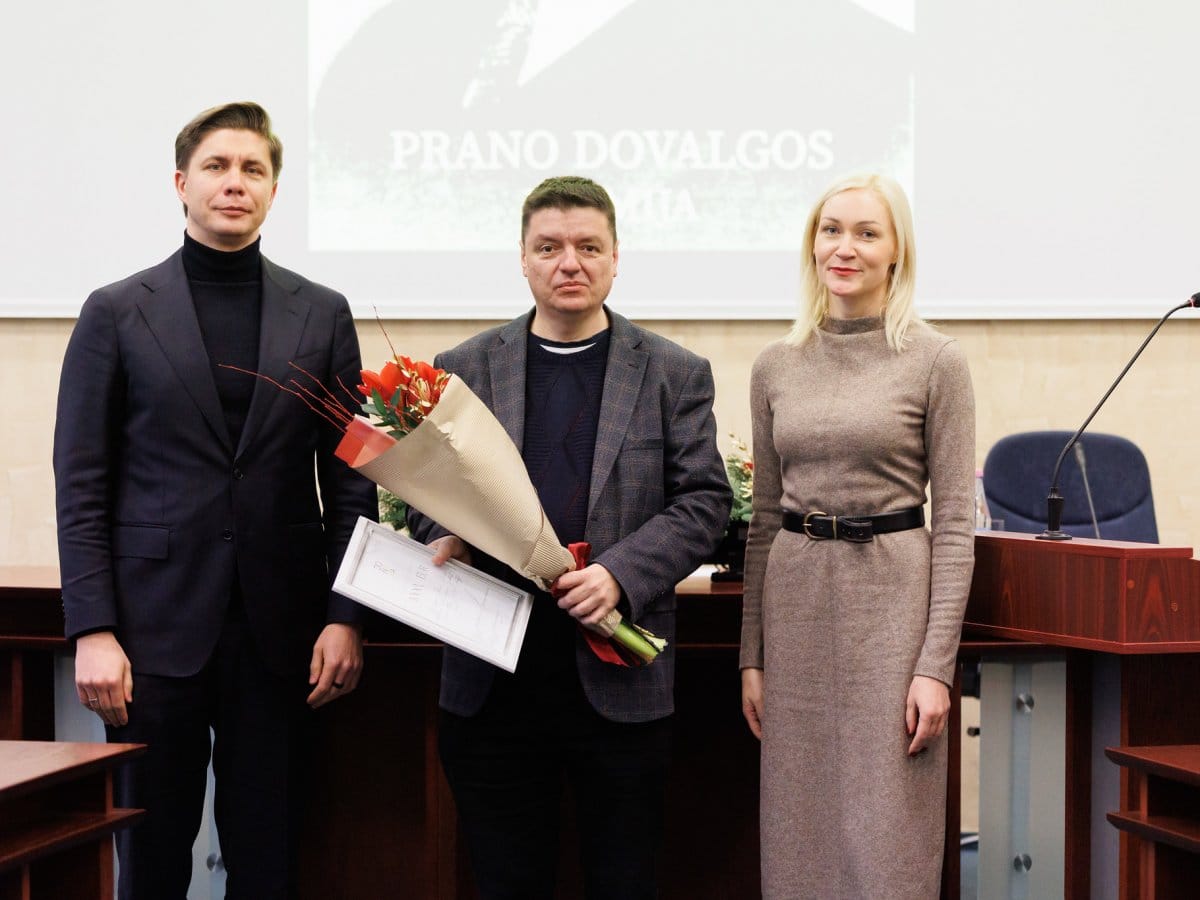 Prano Dovalgos premija – Ramūnui Čičeliui už straipsnį apie literatūrinius vertimus