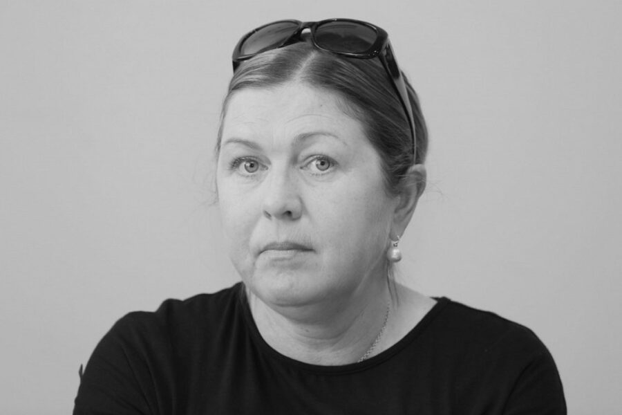Šokas Baltijos kultūros pasauliui: netikėtai mirė skandalingoji latvių rašytoja Nora Ikstena