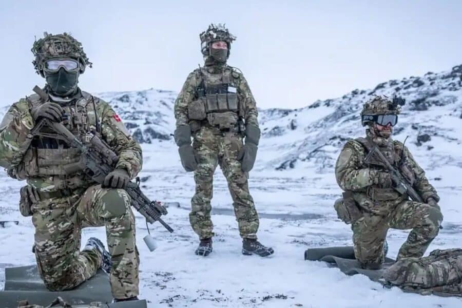 Įtampa su NATO auga: Trumpas vėl reiškia pretenzijas į Grenlandiją