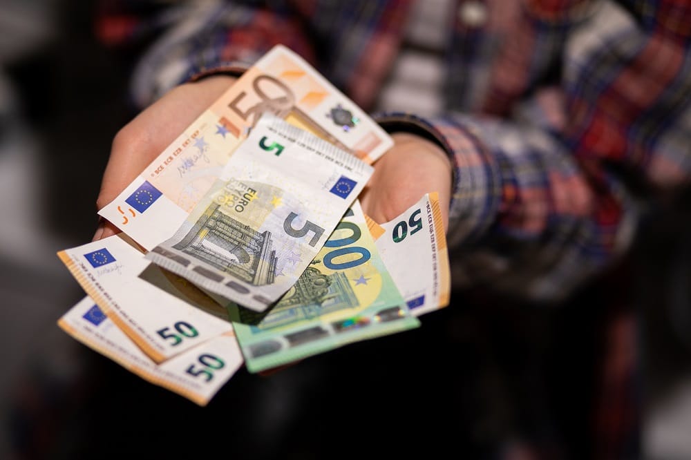 Vėluos išmokos vaikams ir individualios tikslinės kompensacijos