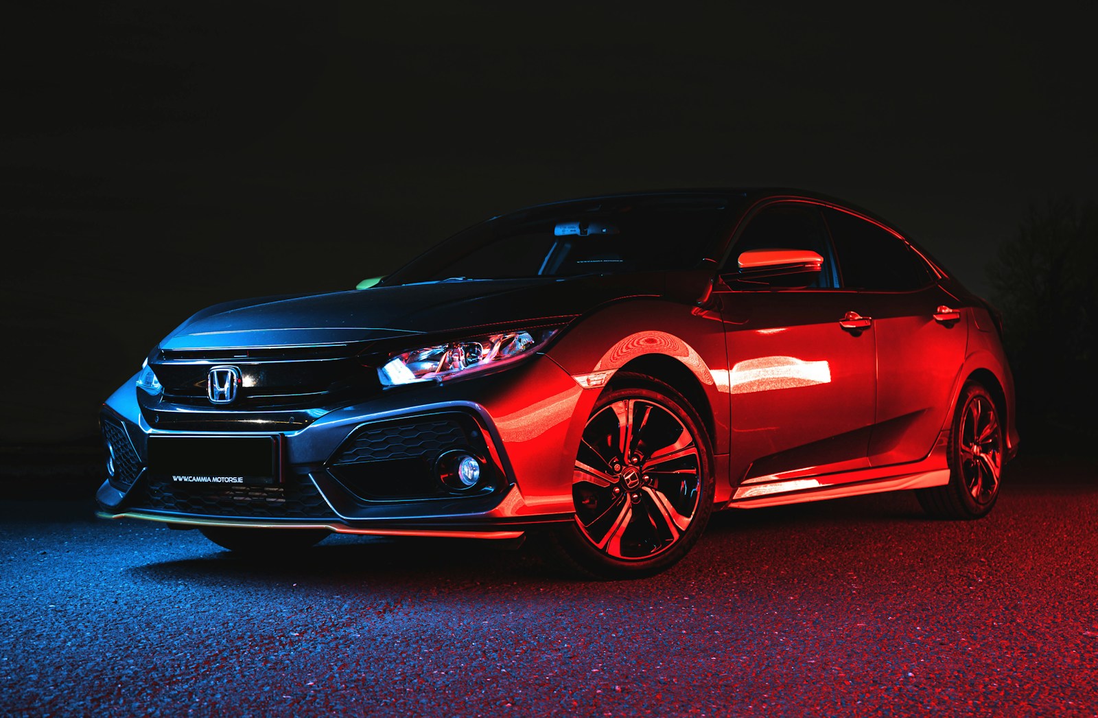 „Honda“ atsisako senos vandenilio technologijos: įmonė ruošiasi revoliucijai kuro elementų srityje