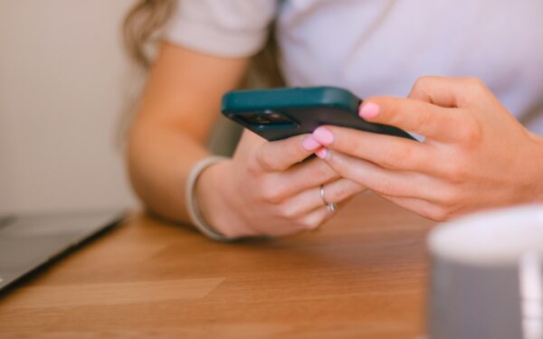 Australija: draudimas vaikams naudotis socialiniais tinklais duoda rezultatų