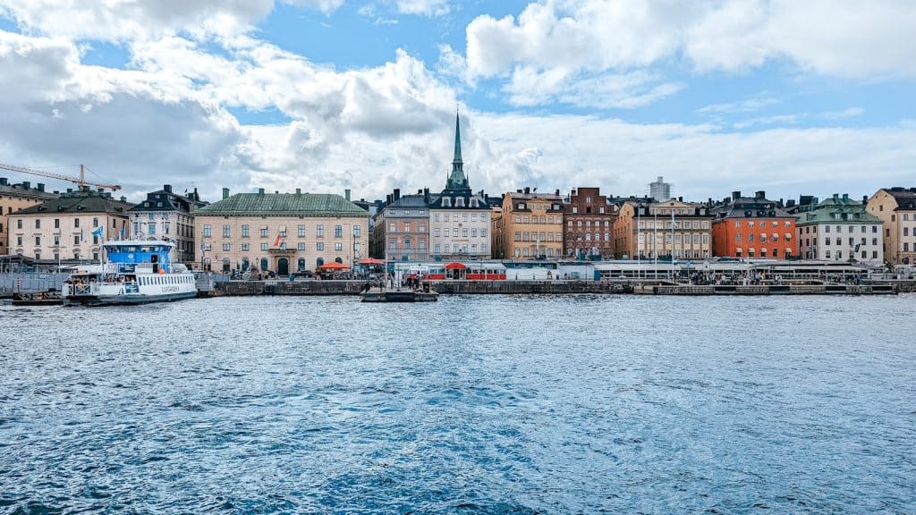a body of water with buildings along it