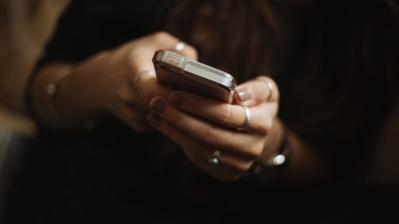 Iškeičiau 1000 eurų telefoną į mygtukinį: sužinokite, kas nutiko po mėnesio be išmaniojo