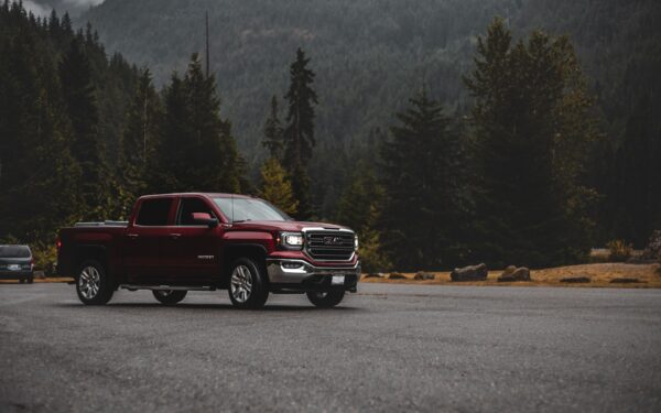 Pavojus kelyje: galingi „General Motors“ varikliai genda be perspėjimo, stabdoma prekyba