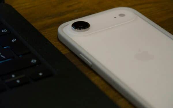 iPhone Air 2 gali tapti nauju hitu: Pro funkcijos dabar prieinamos visiems!